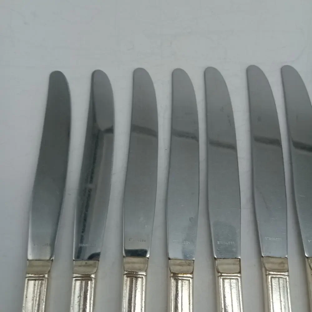 8X BK Wm Rogers 1937 Memory Hiawatha Butter Knives Silverplate Flatware